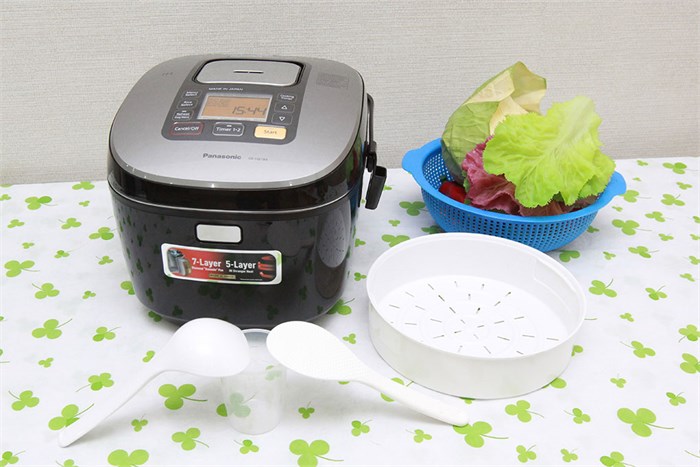 Nồi cơm cao tần Panasonic 1.8 lít SR-HB184KRA Màu Đen