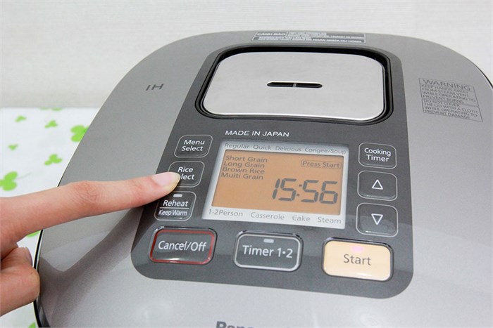 Nồi cơm cao tần Panasonic 1.8 lít SR-HB184KRA Màu Đen