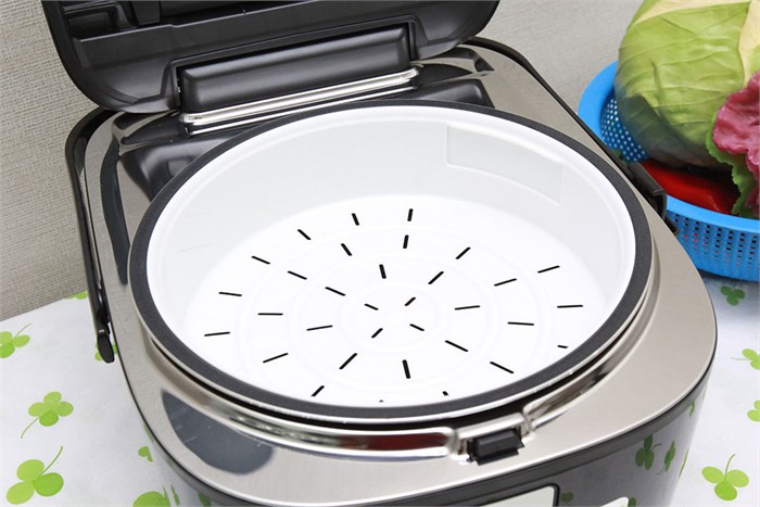 Nồi cơm cao tần Panasonic 1.8 lít SR-HB184KRA Màu Đen