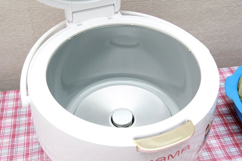 Mâm nhiệt - Nồi cơm điện nắp gài Sunhouse Mama 1.8 lít SHD 8661