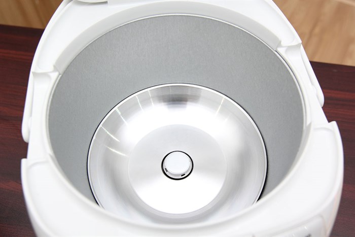 Nồi cơm điện Zojirushi 1.8 lít ZONC-NS-ZAQ18 Màu Trắng