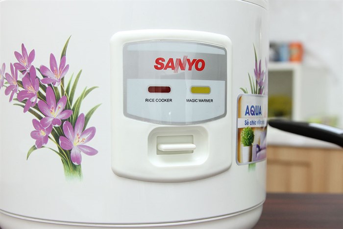 Nồi cơm điện Sanyo 1.8 lít ECJ-SP18A Màu Trắng