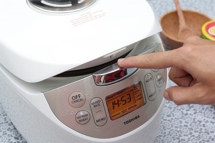 Nồi cơm điện tử Toshiba 1.0 lít RC-10NAF(W)VN Màu Trắng - Hồng