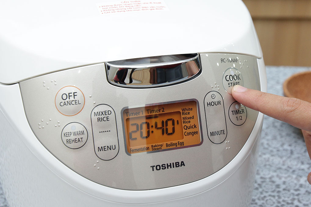 Nồi cơm điện tử Toshiba 1.0 lít RC-10NAF(W)VN Màu Trắng - Hồng