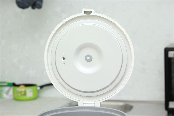 Nồi cơm nắp gài Sharp 1.8 lít KS-N182ETV Màu Xám