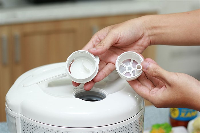 Nồi cơm điện Sharp 1.8 lít KS-181TJV Màu Trắng