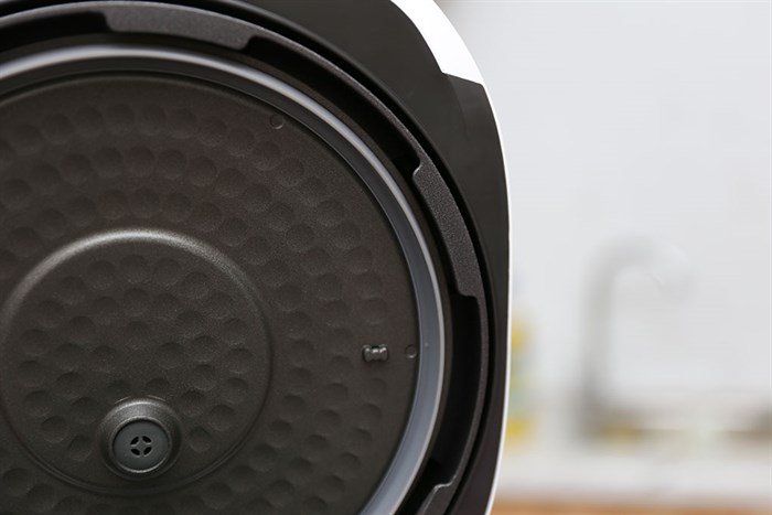 Nồi cơm điện tử áp suất Cuckoo 1.8 lít CRP-G1015M Màu Hồng