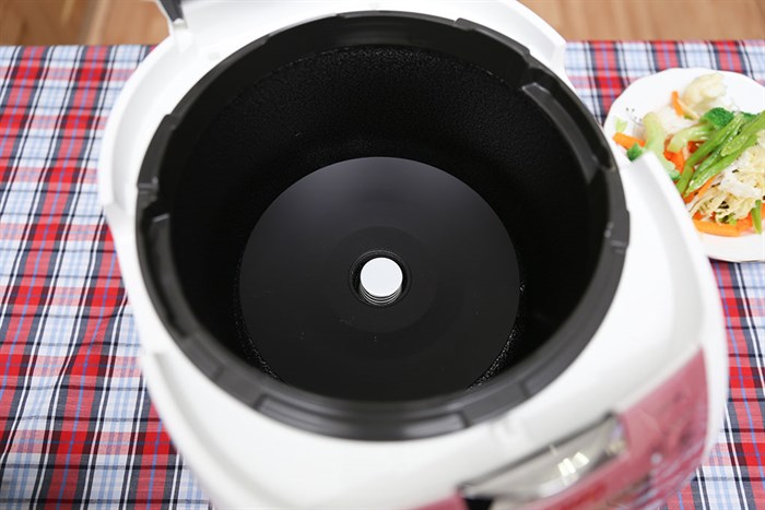 Nồi cơm điện tử áp suất Cuckoo 1.8 lít CRP-G1015M Màu Hồng