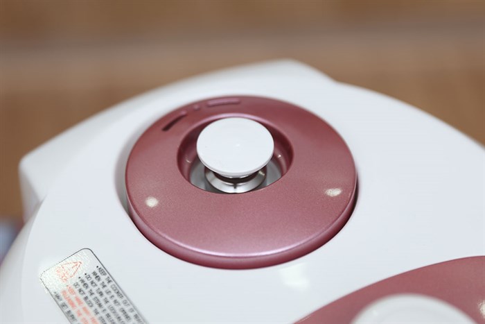 Nồi cơm điện tử áp suất Cuckoo 1.8 lít CRP-G1015M Màu Hồng