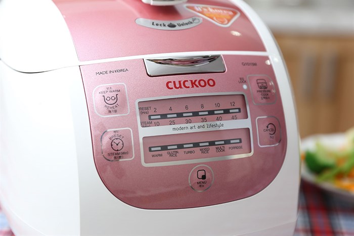 Nồi cơm điện tử áp suất Cuckoo 1.8 lít CRP-G1015M Màu Hồng