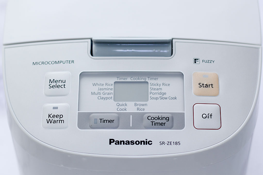 Nồi cơm điện tử Panasonic 1.8 lít SR-ZE185WRAM Màu Trắng
