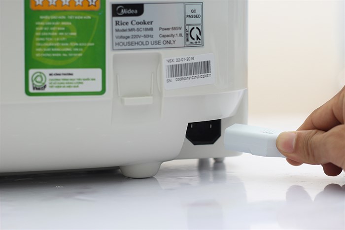 Nồi cơm điện tử Midea 1.8 lít MR-SC18MB Màu Trắng - Xám