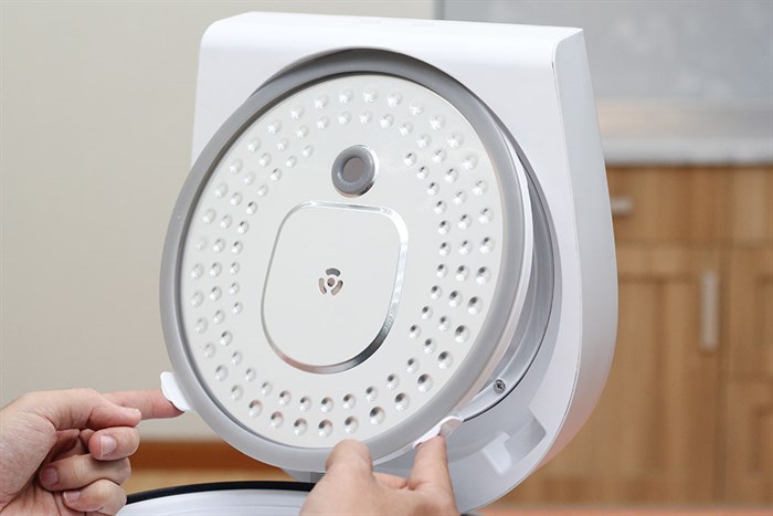 Nồi cơm điện Electrolux 1.8 lít ERC6603W Màu Trắng