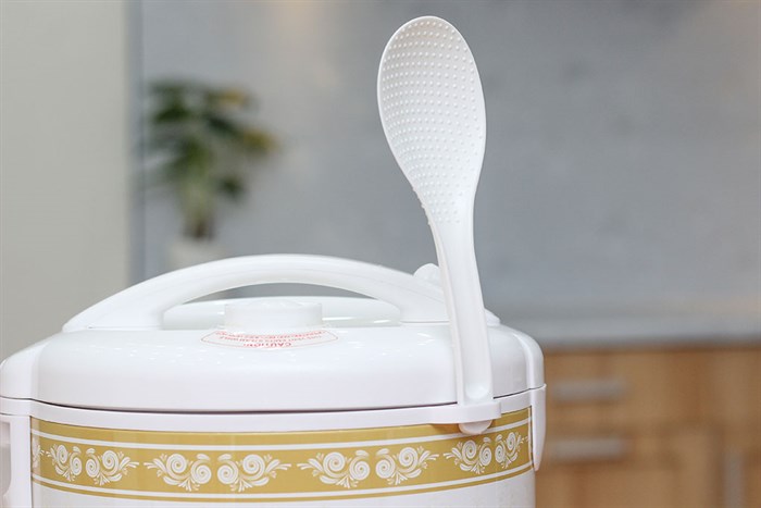 Nồi cơm điện Sunhouse 1.2 lít SH8215 Màu Vàng