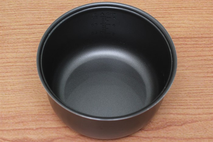 Nồi cơm điện Sunhouse 1.2 lít SH8215 Màu Vàng