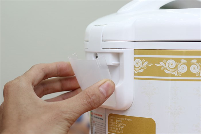 Nồi cơm điện Sunhouse 1.2 lít SH8215 Màu Vàng