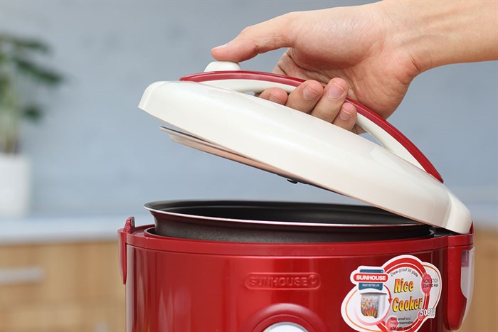 Nồi cơm điện Sunhouse 1.2 lít SH8215 Màu Đỏ