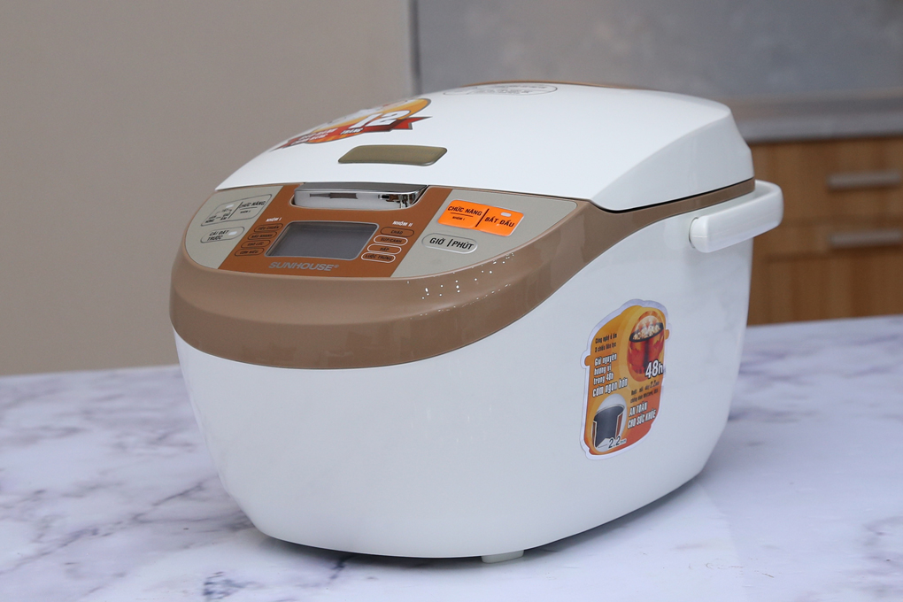 Nồi cơm điện tử Sunhouse 1.8L SHD8900 nâu