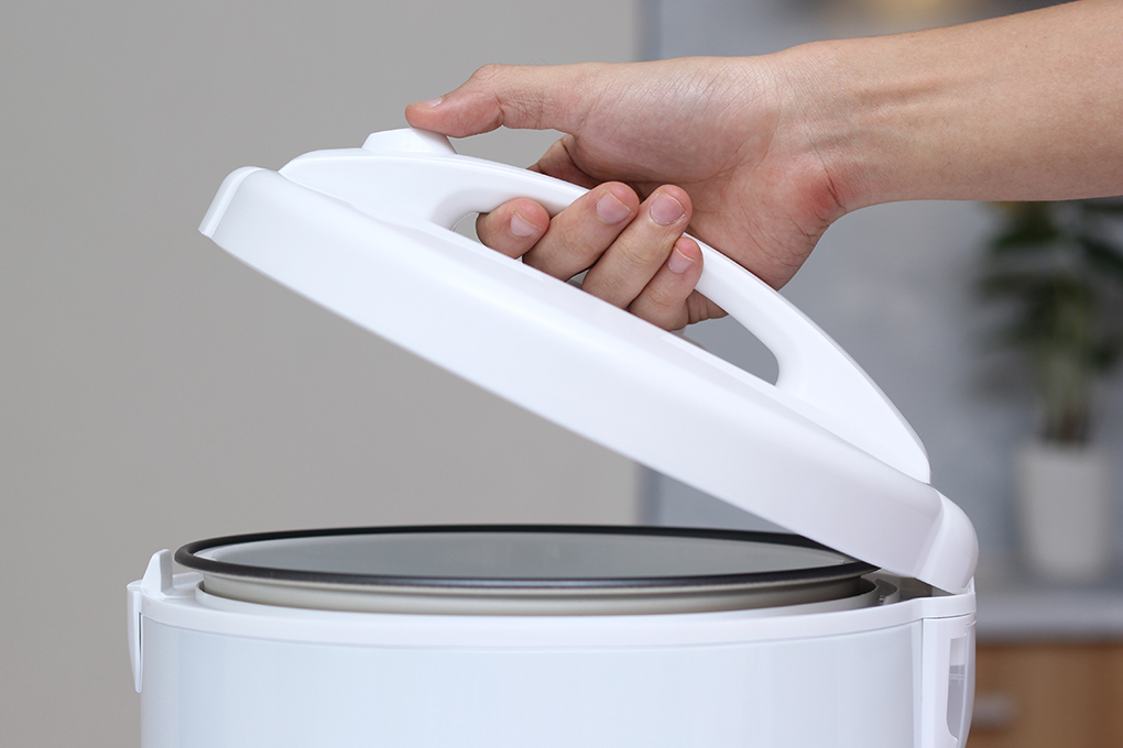 Nồi cơm điện Delites 1.8 lít NCG1801-02 Màu Trắng