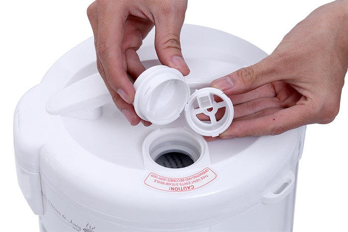 Nồi cơm điện Sunhouse 1.2 lít SHD8210 Màu Trắng