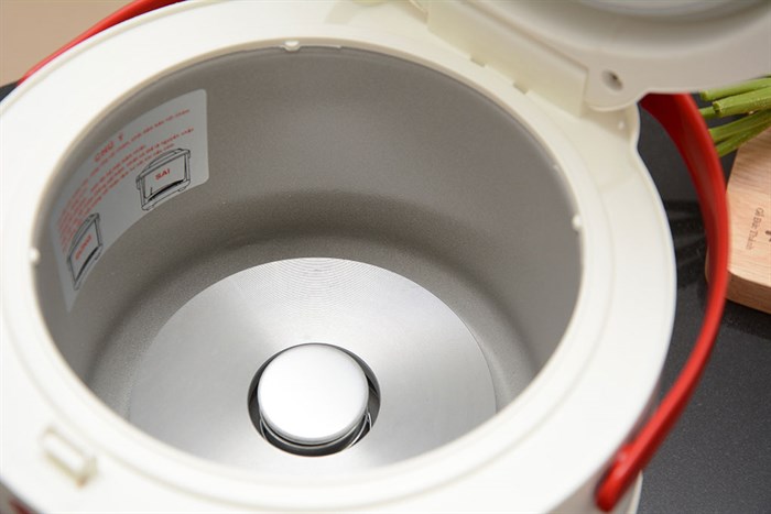 Nồi cơm điện Happycook 0.6 lít HC-60 Đỏ Màu Trắng - Đỏ