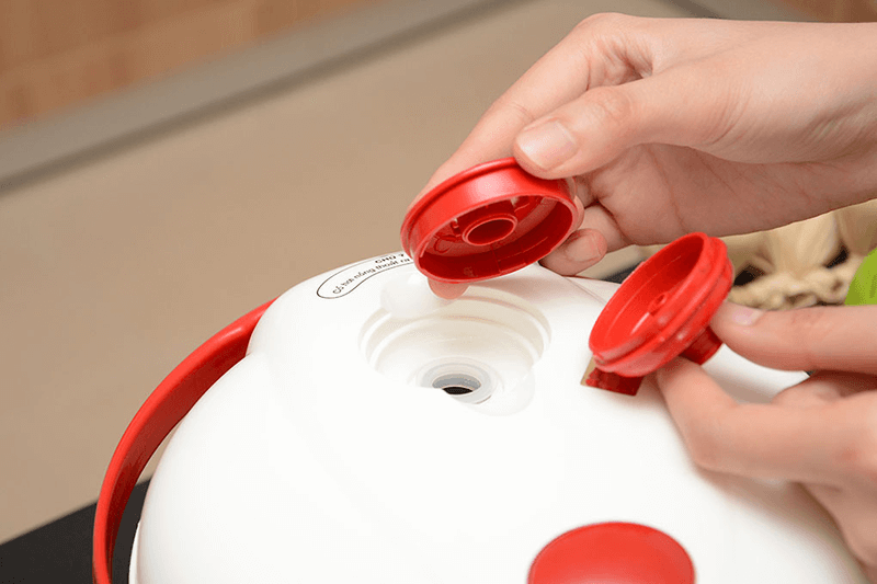 Nồi cơm nắp gài Happycook HC-60 Đỏ