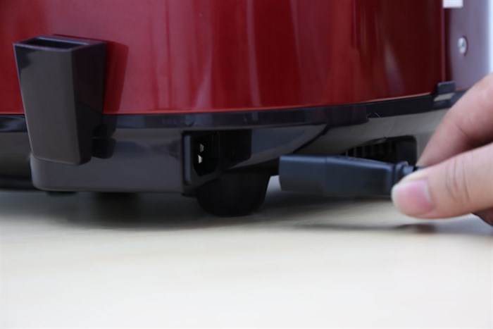 Nồi cơm điện tử Sharp KS-TH18-RD Màu Đỏ