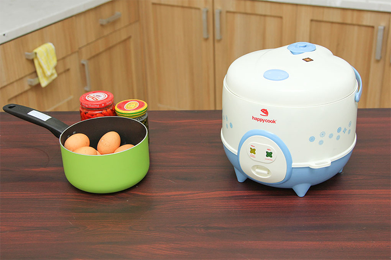 Nồi cơm nắp gài Happycook HC-120-Xanh