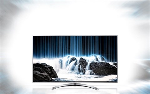 Âm thanh trong trẻo, vượt trội từ Harman/Kardon trên Smart Tivi LG 4K 55 inch 55SJ800T