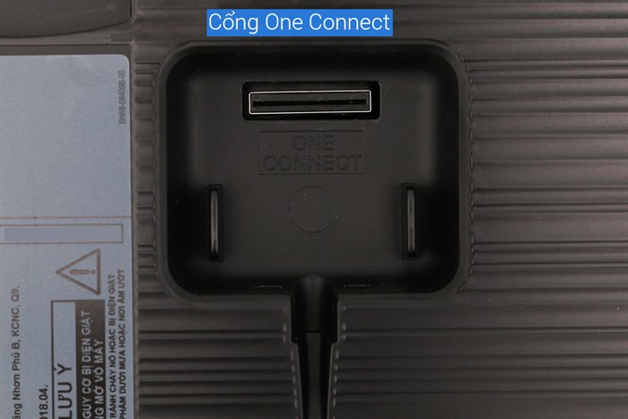 Smart Tivi Cong QLED Samsung 4K 55 inch QA55Q8CN