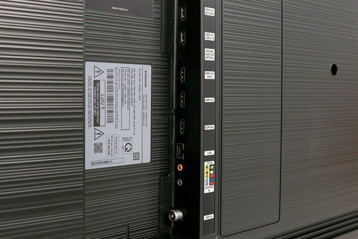 Smart Tivi Samsung 4K 65 inch UA65NU7100 Màu Đen