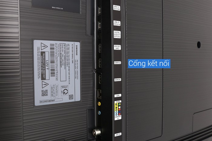 Smart Tivi Cong Samsung 4K 55 inch UA55NU7300 Màu Đen