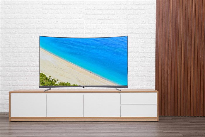 Smart Tivi Cong TCL 4K 55 inch L55P5-UC Màu Đen