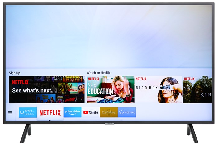 Smart Tivi Samsung 4K 43 inch UA43RU7100 Màu Đen