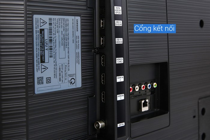 Smart Tivi Samsung 4K 43 inch UA43RU7400 Màu Đen