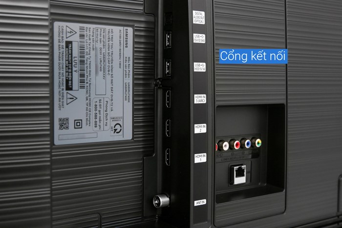 Smart Tivi Samsung 4K 50 inch UA50RU7400 Màu Đen