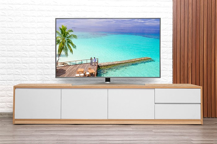 Smart Tivi Samsung 4K 65 inch UA65RU7400 Màu Đen