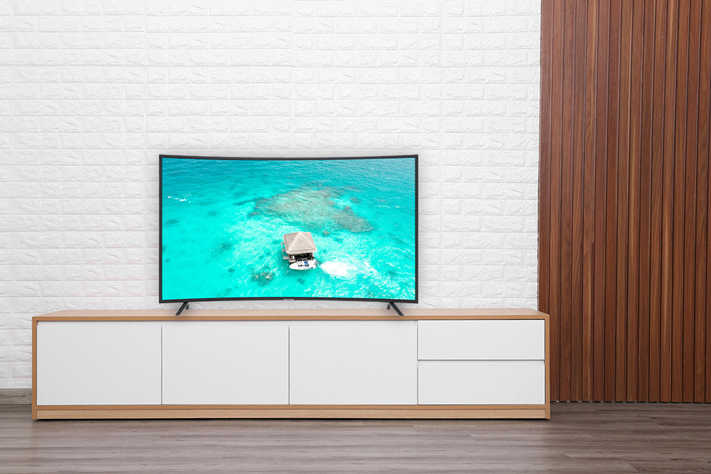 Smart Tivi Cong Samsung 4K 49 inch UA49RU7300 Màu Đen