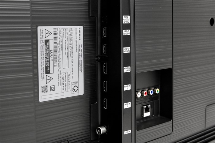 Smart Tivi Cong Samsung 4K 55 inch UA55RU7300 Màu Đen