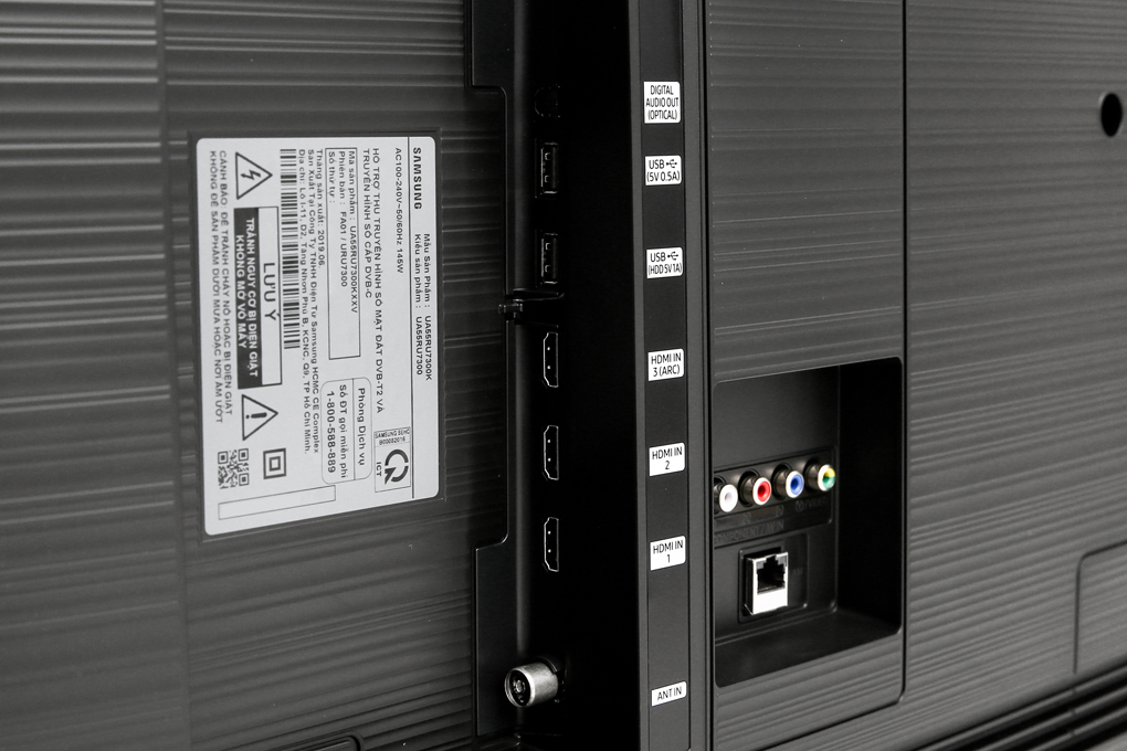 Smart Tivi Cong Samsung 4K 55 inch UA55RU7300 Màu Đen