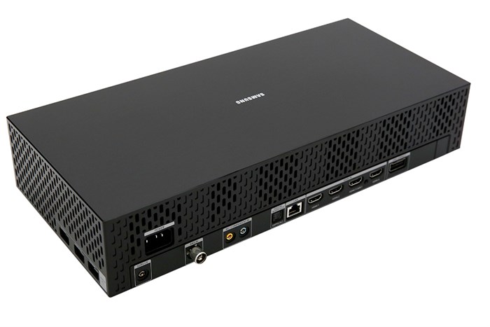 Smart Tivi QLED Samsung 4K 82 inch QA82Q90R Màu Đen