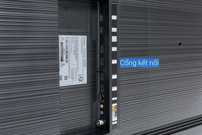 Smart Tivi QLED Samsung 4K 82 inch QA82Q75R Màu Đen