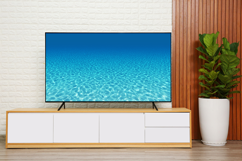 Smart Tivi Samsung 4K 70 inch UA70RU7200 Màu Đen