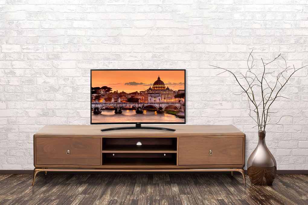 Smart Tivi LG 4K 43 inch 43UN7400PTA Màu Đen