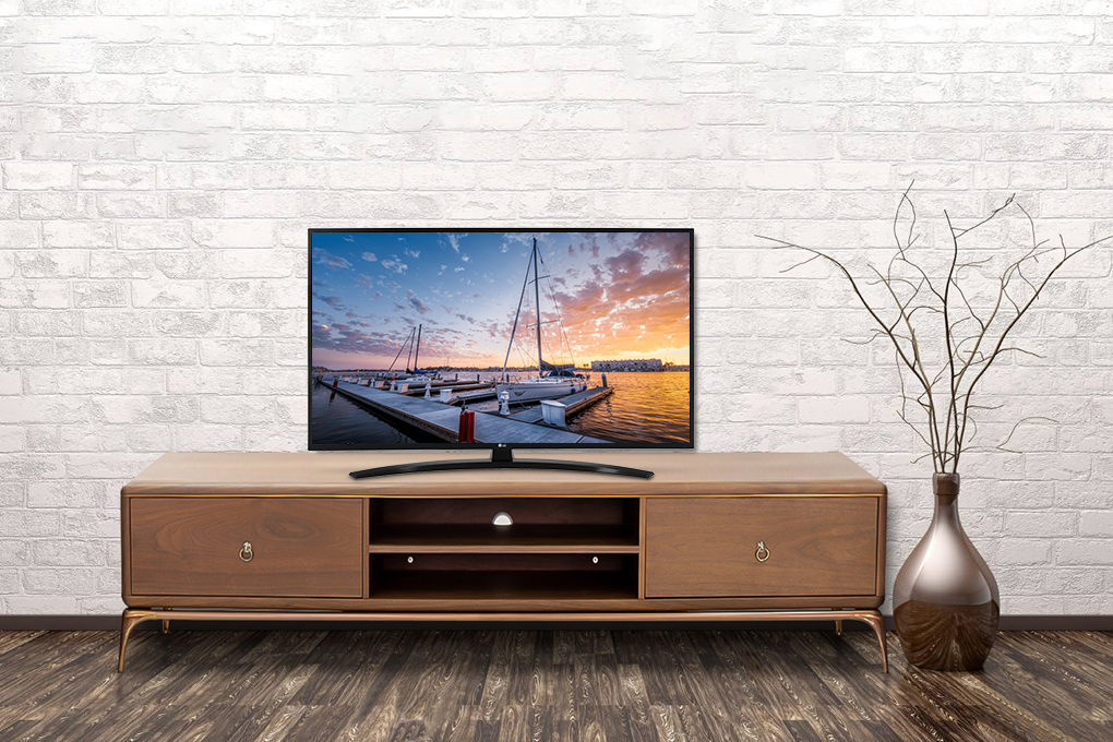 Smart Tivi LG 4K 49 inch 49UN7400PTA Màu Đen