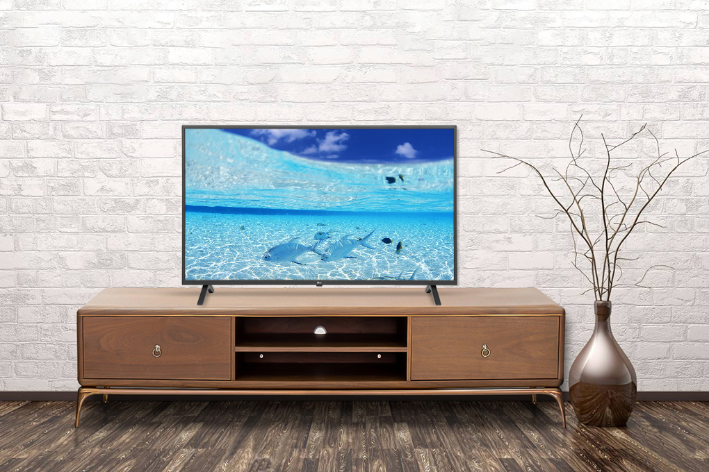 Smart Tivi LG 4K 55 inch 55UN7000PTA Màu Đen