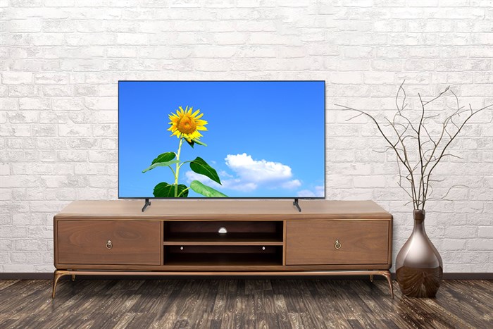 Smart Tivi Samsung 4K Crystal UHD 60 inch UA60AU8100 Màu Đen