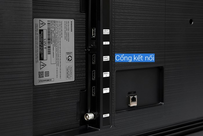 Smart Tivi Samsung 4K Crystal UHD 65 inch UA65AU7200 Màu Đen