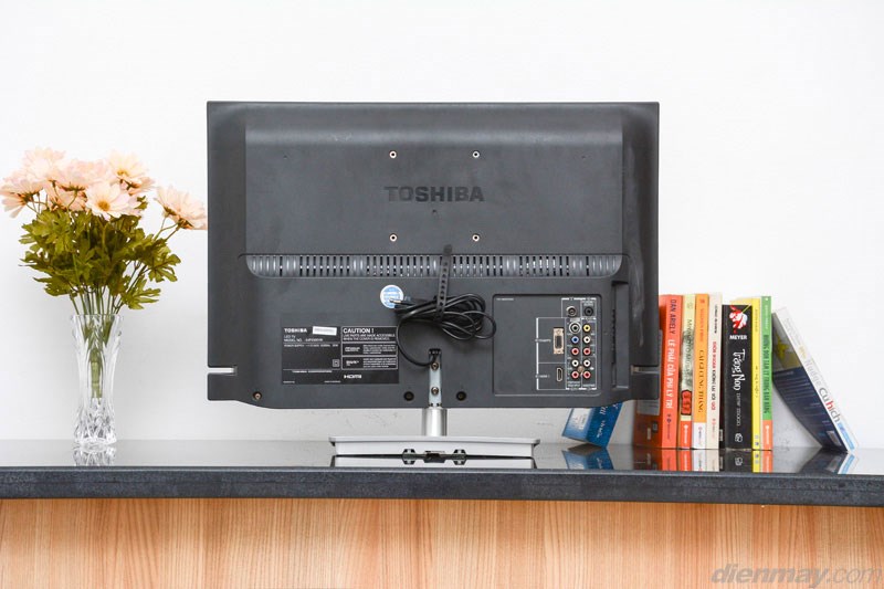Tivi LED Toshiba 24P2300 24 inch Màu Đen