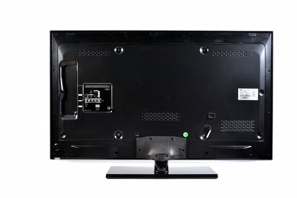 LED Samsung UA46ES5600